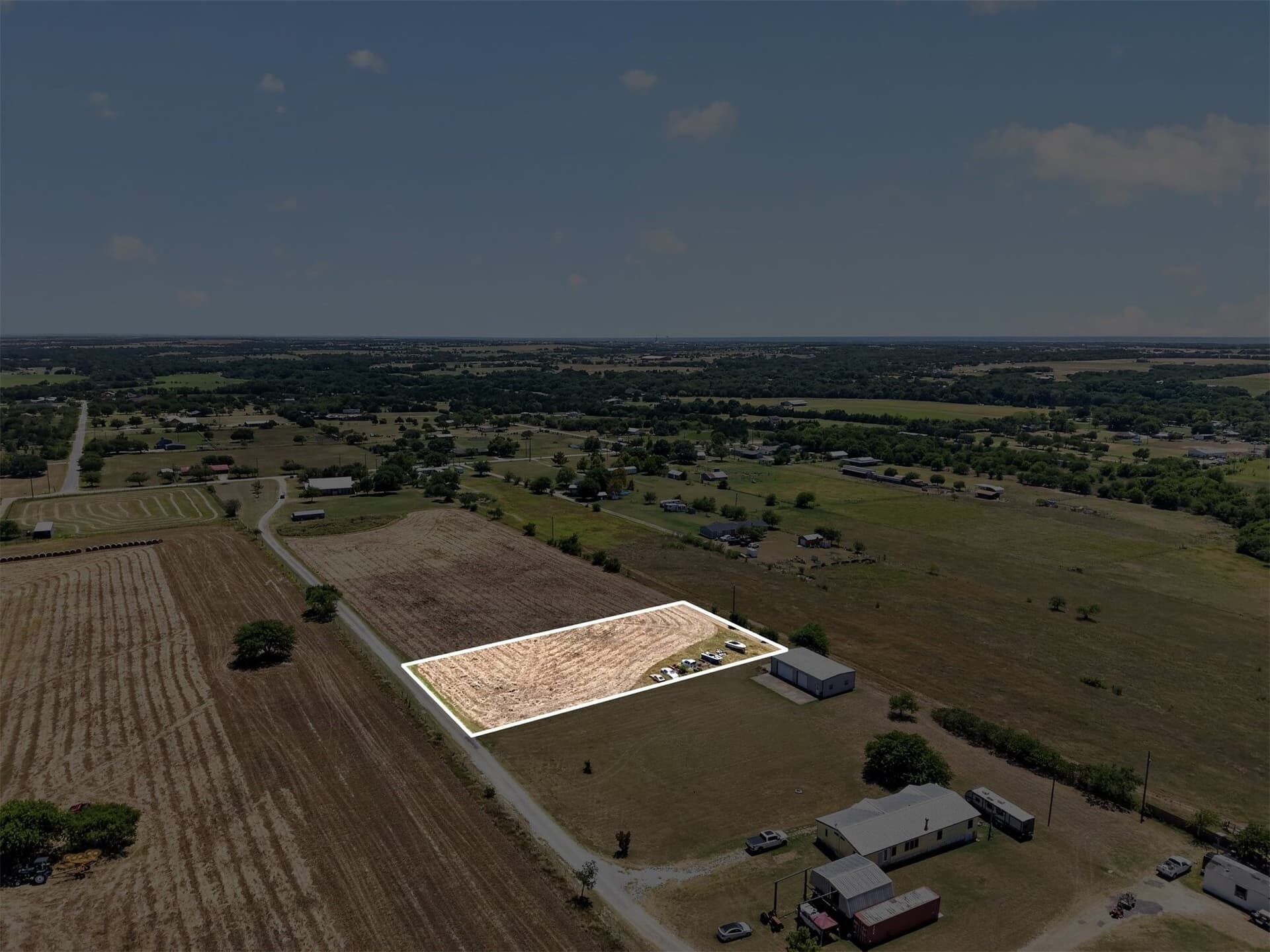 1 acres in Ellis County