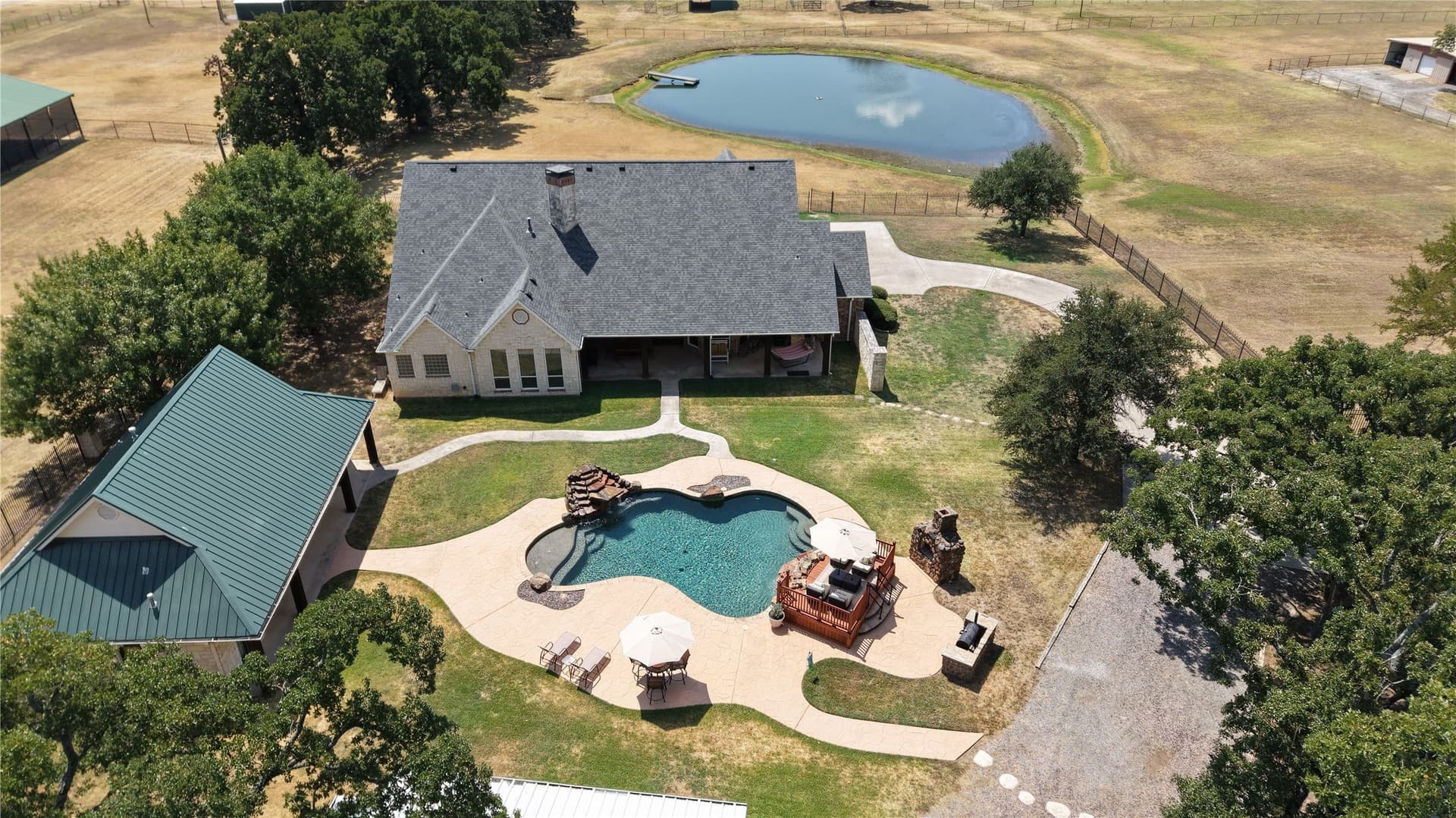 18.28 acres in Grayson County