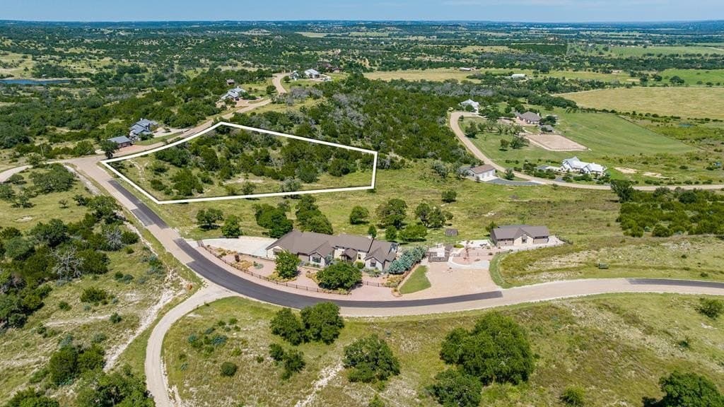 4.48 acres in Gillespie County