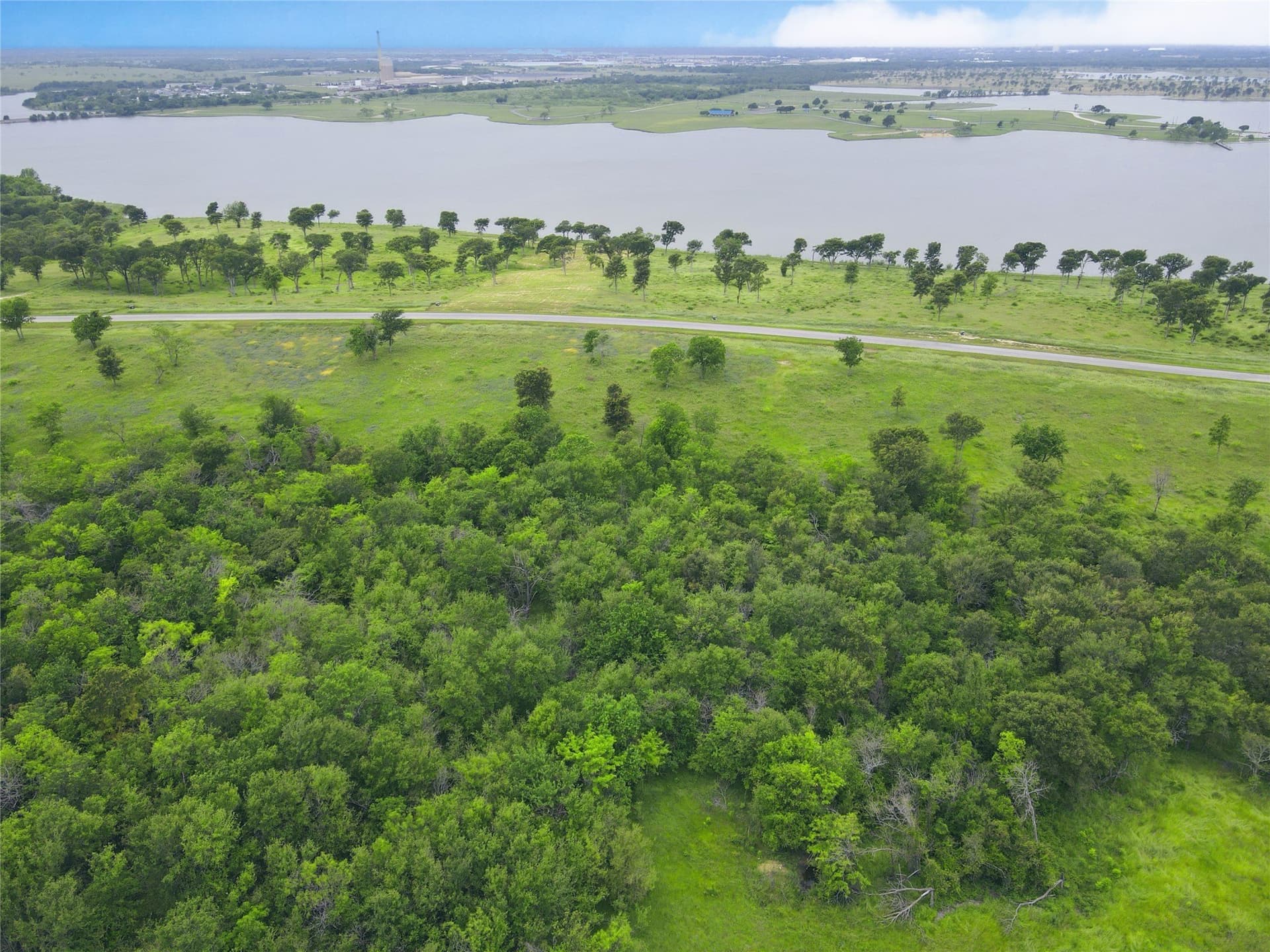 3.19 acres in Navarro County