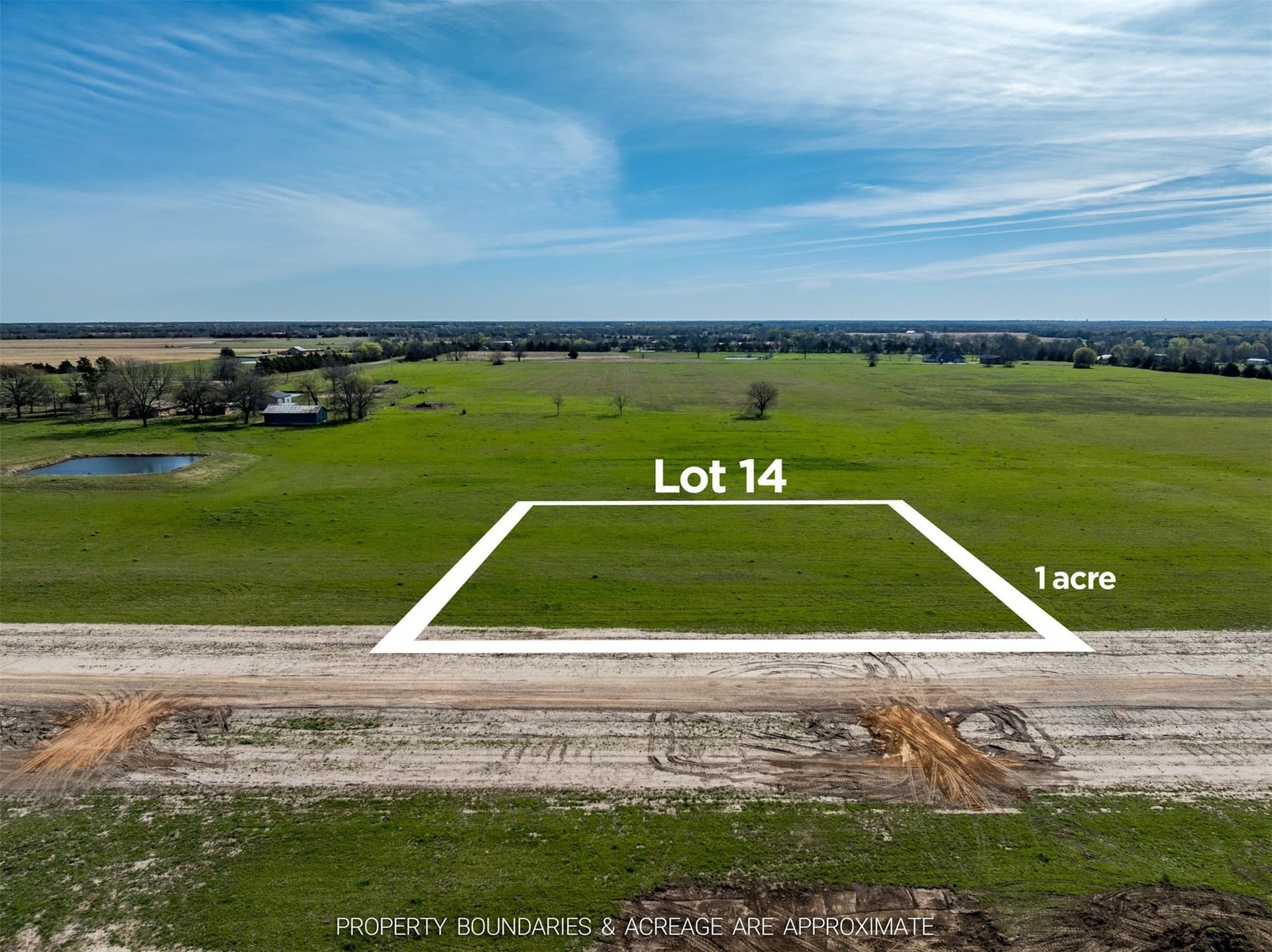 1 acres in Lamar County