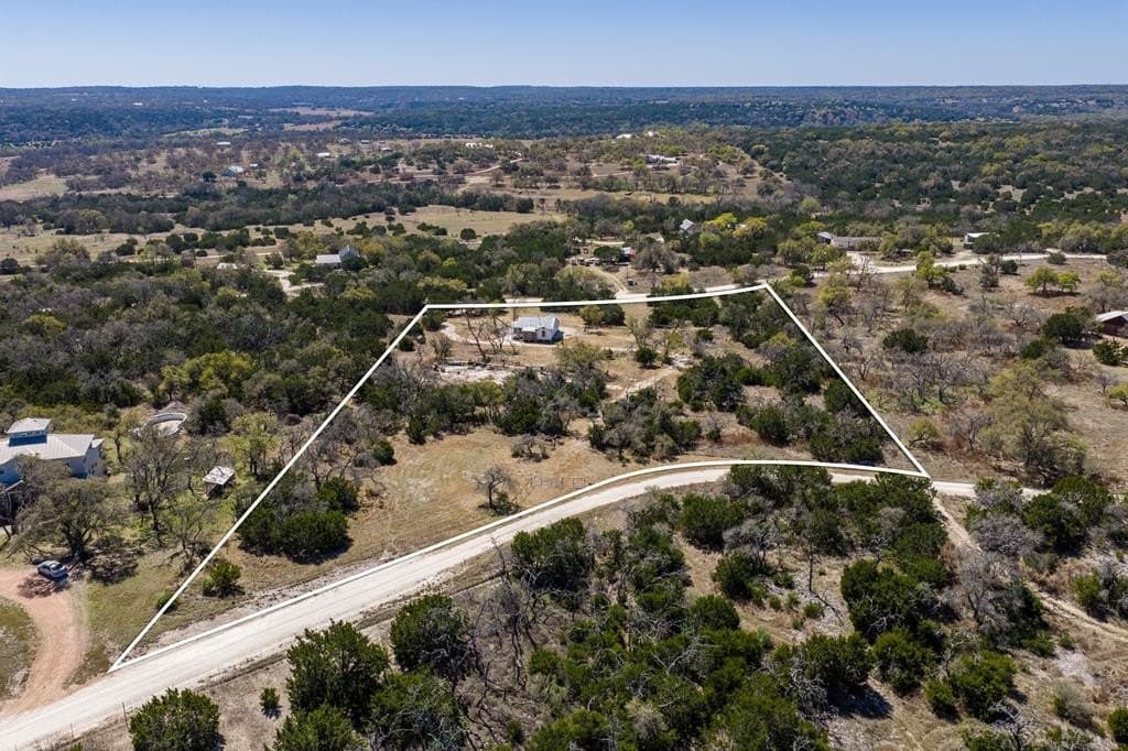 5.01 acres in Gillespie County