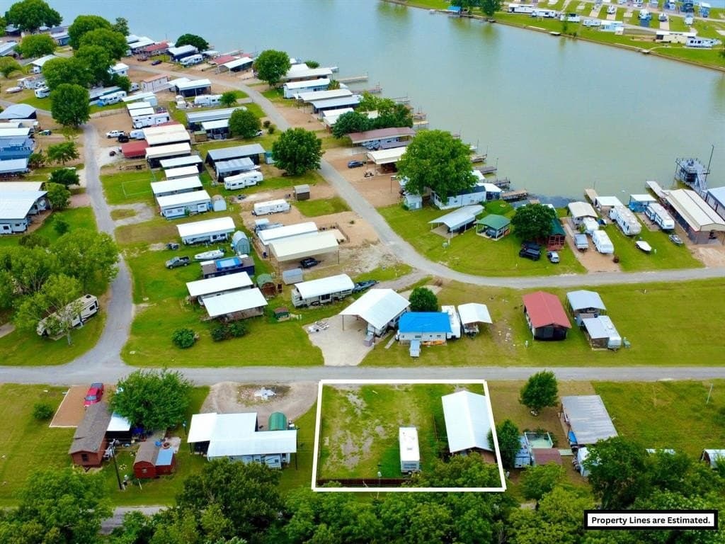 0.1 acres in Navarro County