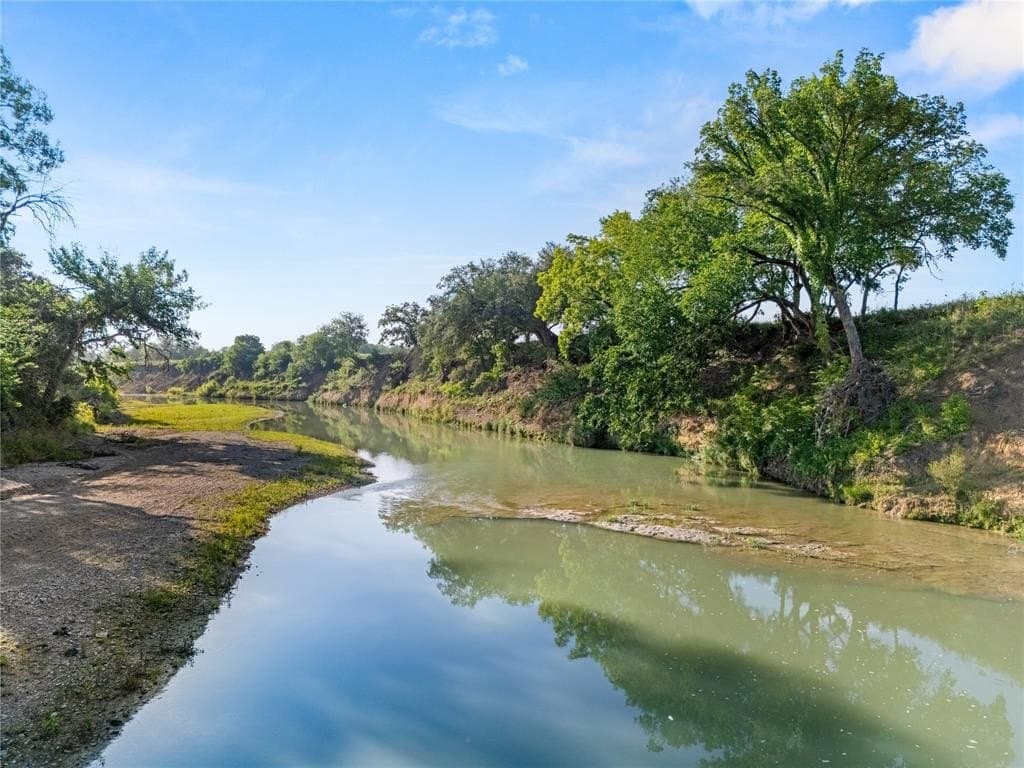 32.07 acres in Bosque County
