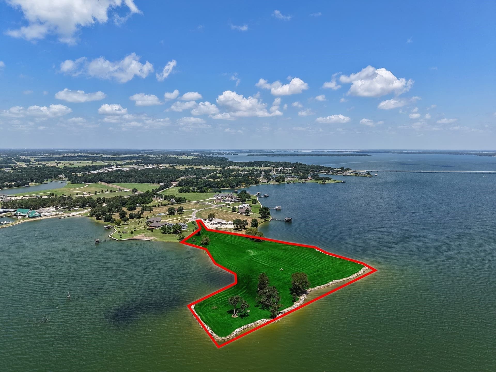 8.16 acres in Navarro County