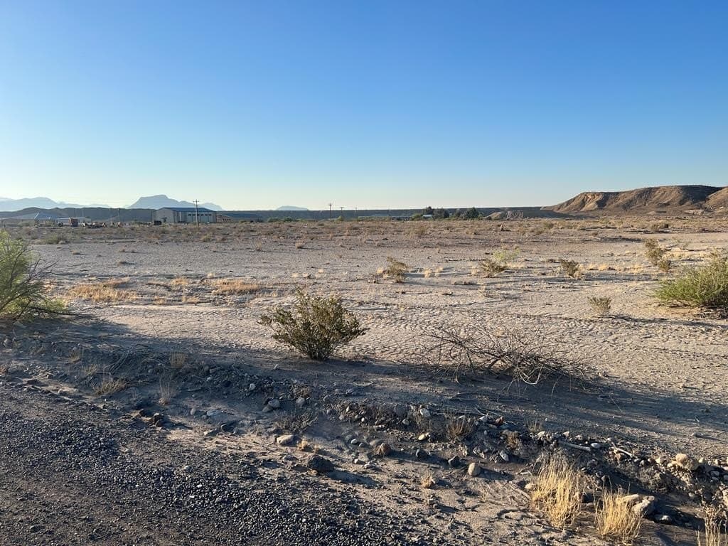 11 acres in Brewster County