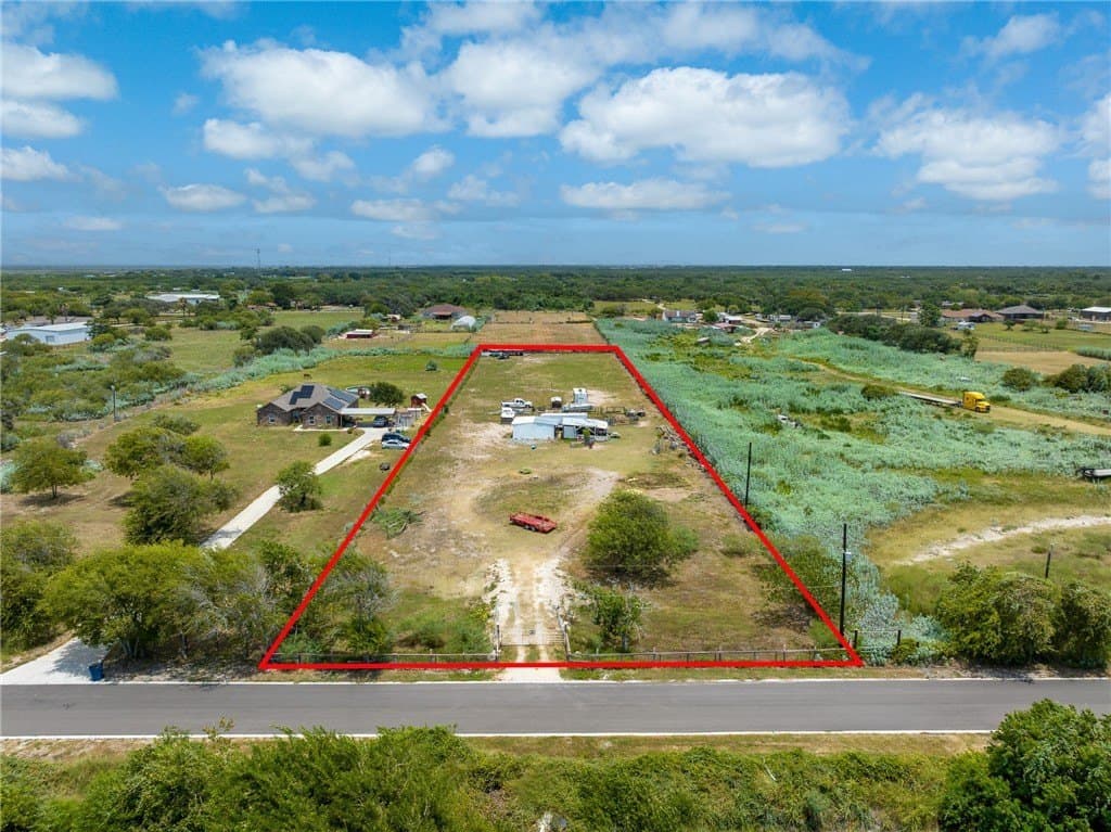 2.05 acres in San Patricio County