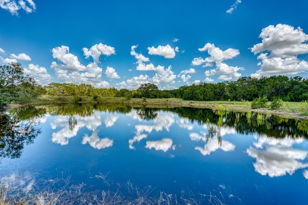 189 acres in Burnet County