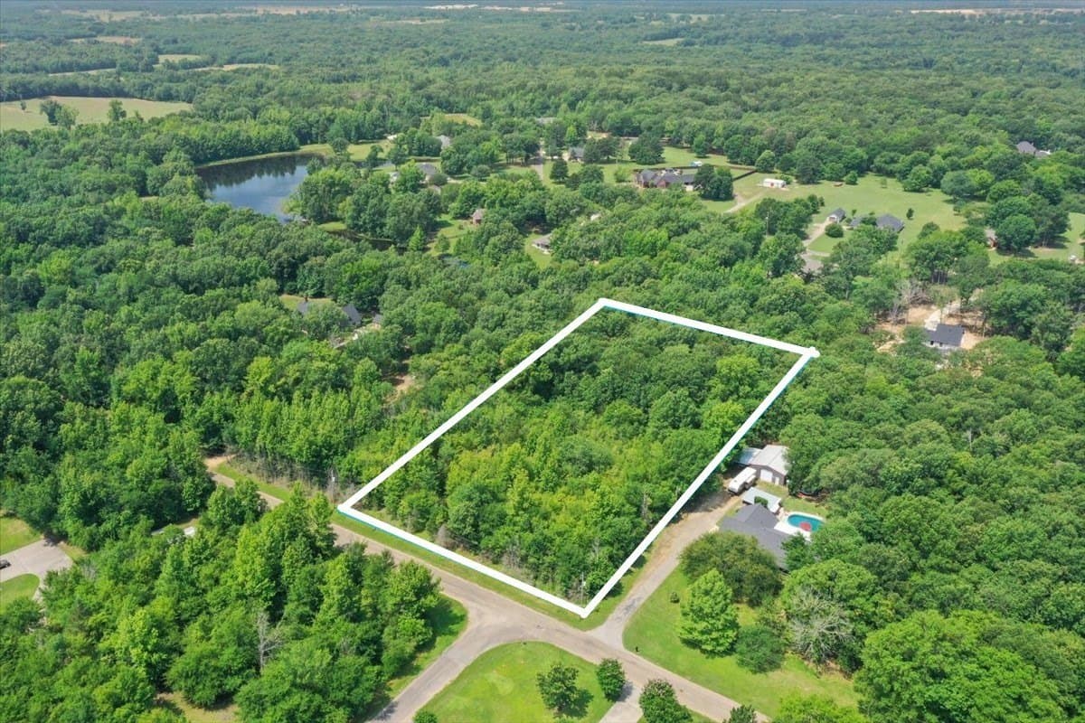 2.41 acres in Titus County