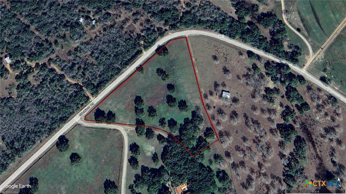 5.94 acres in DeWitt County