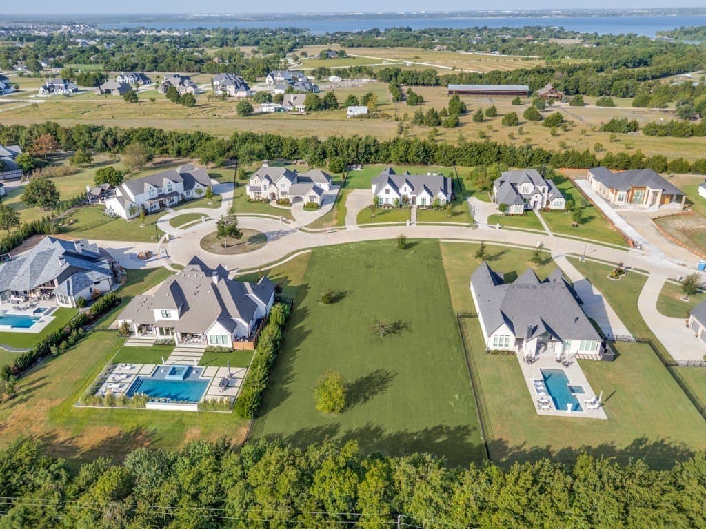 0.86 acres in Rockwall County