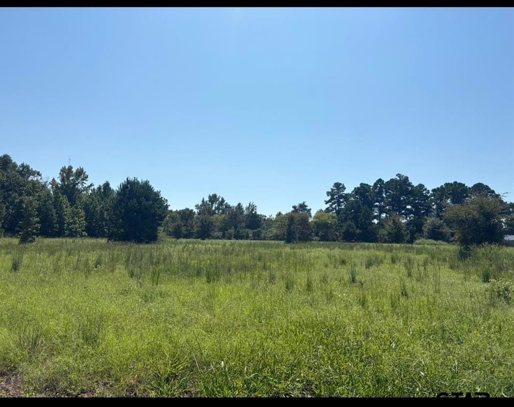 5.12 acres in Smith County