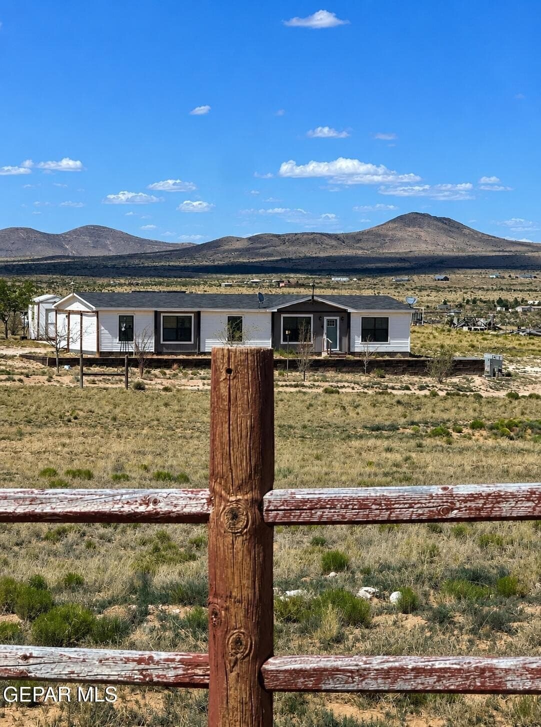 10.02 acres in Hudspeth County