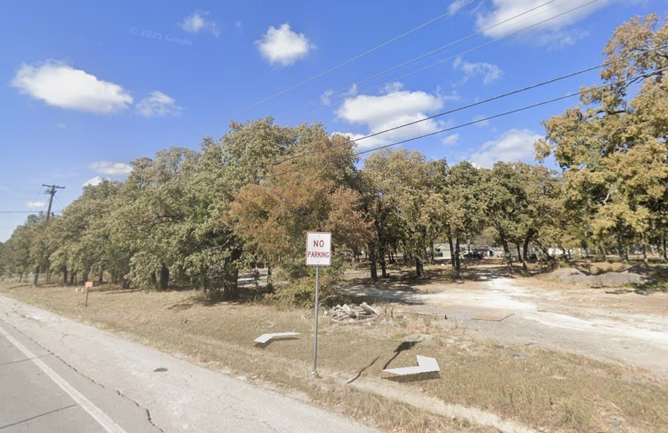2.9 acres in Dallas County