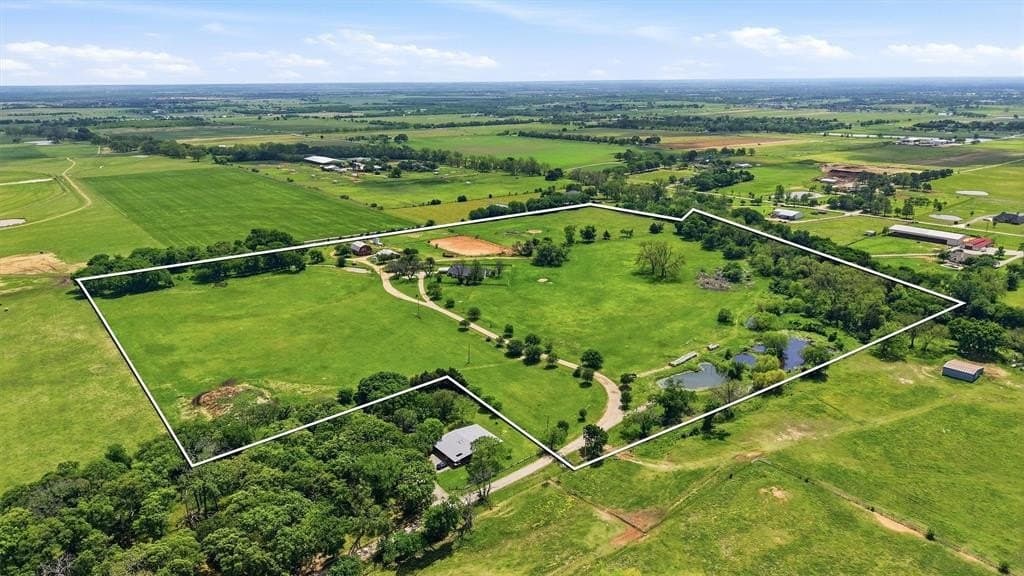 43.88 acres in Denton County