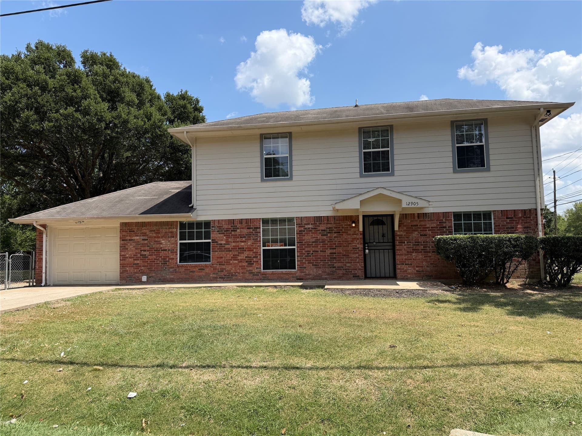1,901.87 acres in Dallas County