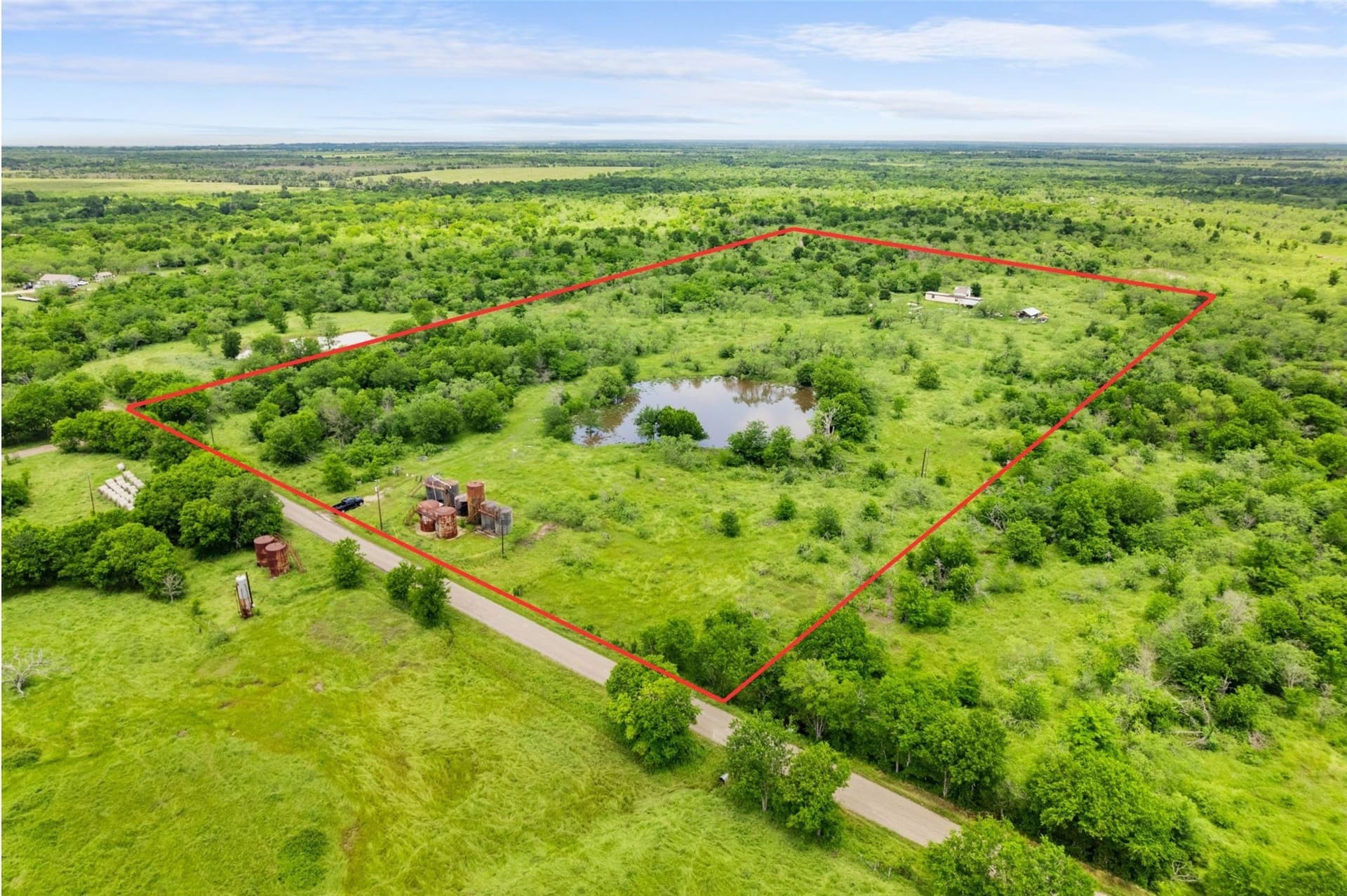 15 acres in Freestone County