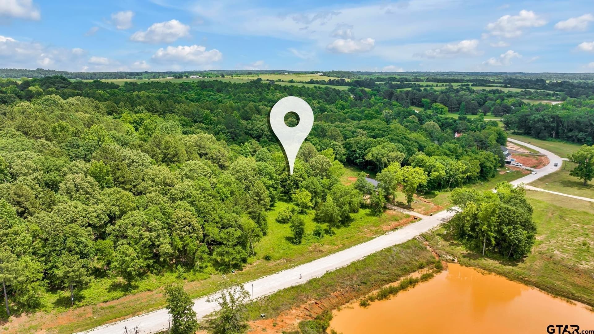 2.21 acres in Smith County