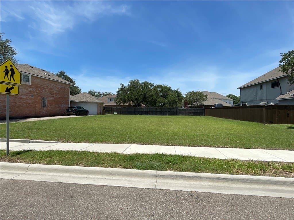 0.18 acres in Nueces County