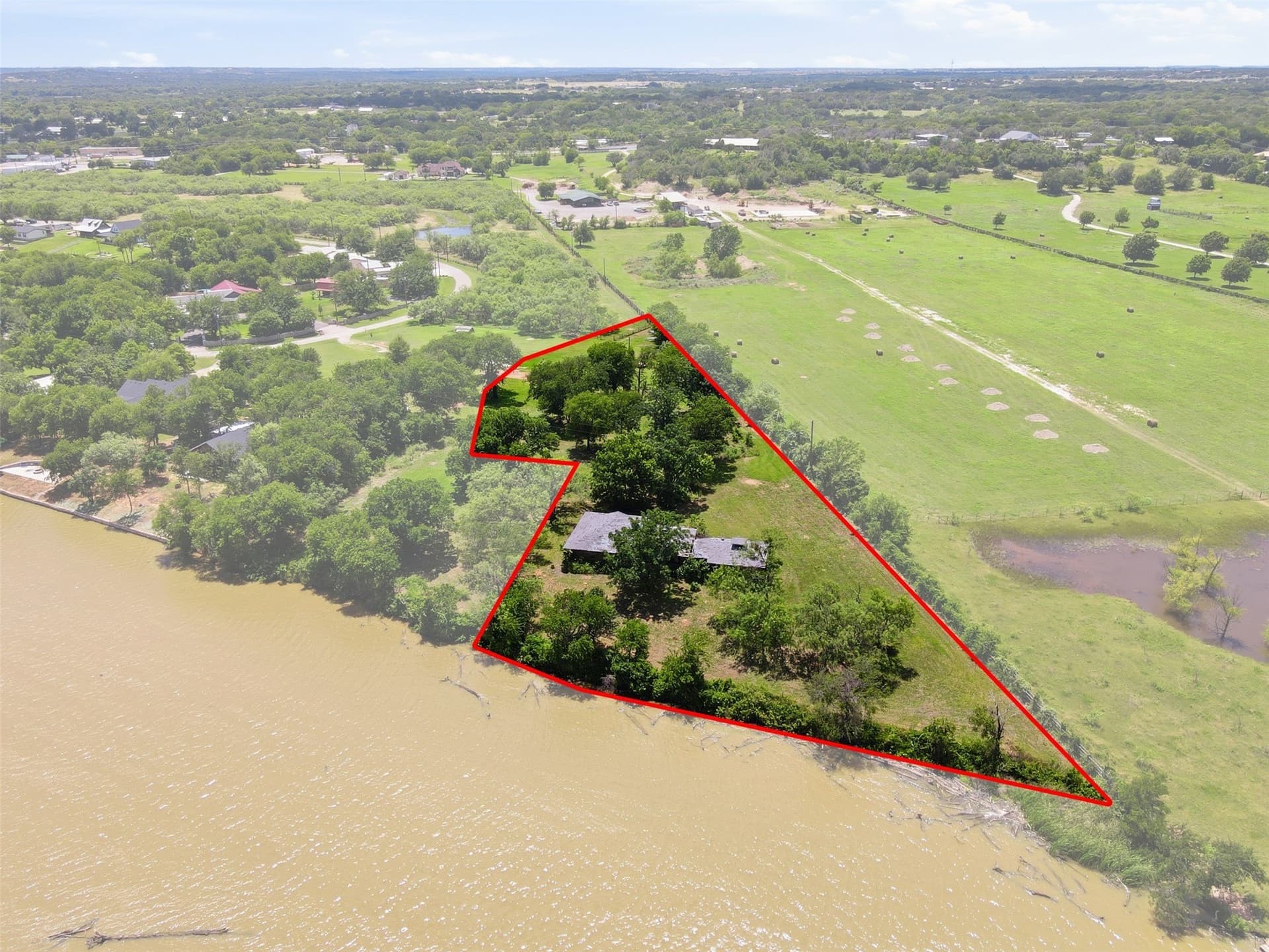 1.77 acres in Hood County