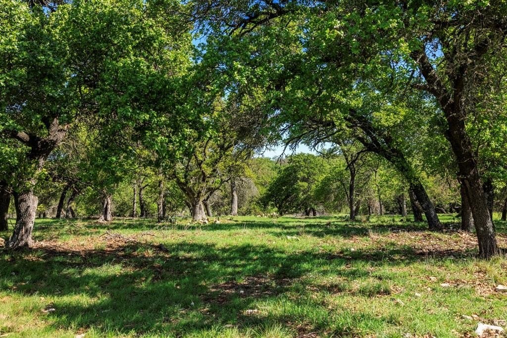 25 acres in Kerr County