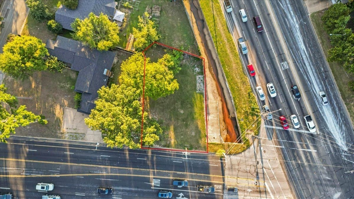 0.27 acres in Smith County