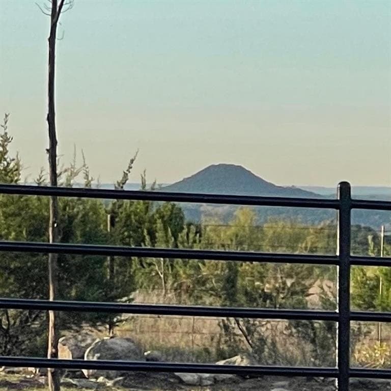 10.01 acres in Hood County