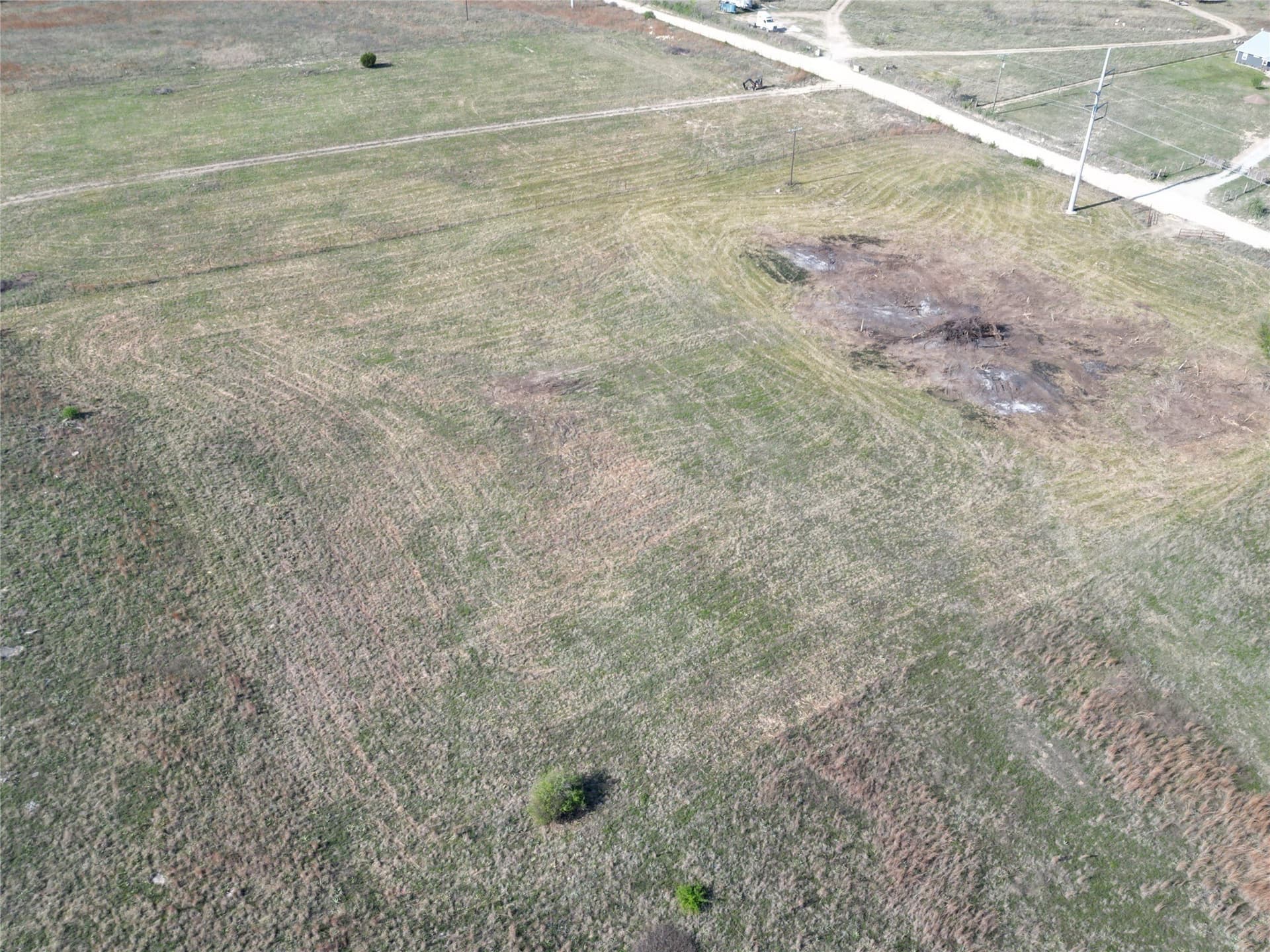 5 acres in Comanche County