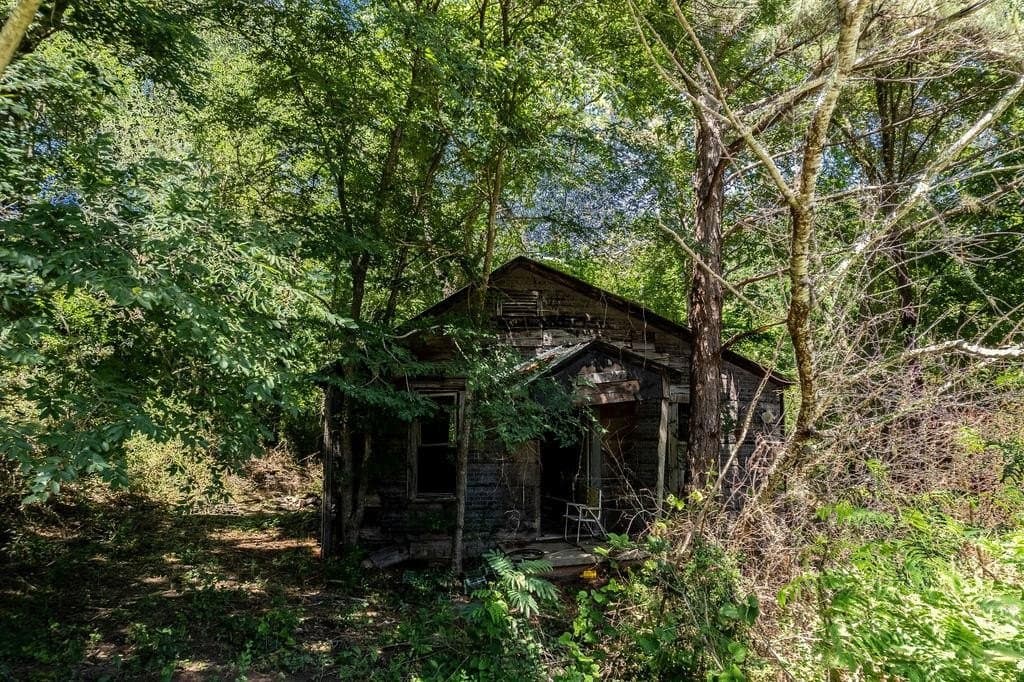 0.77 acres in ANDERSON County