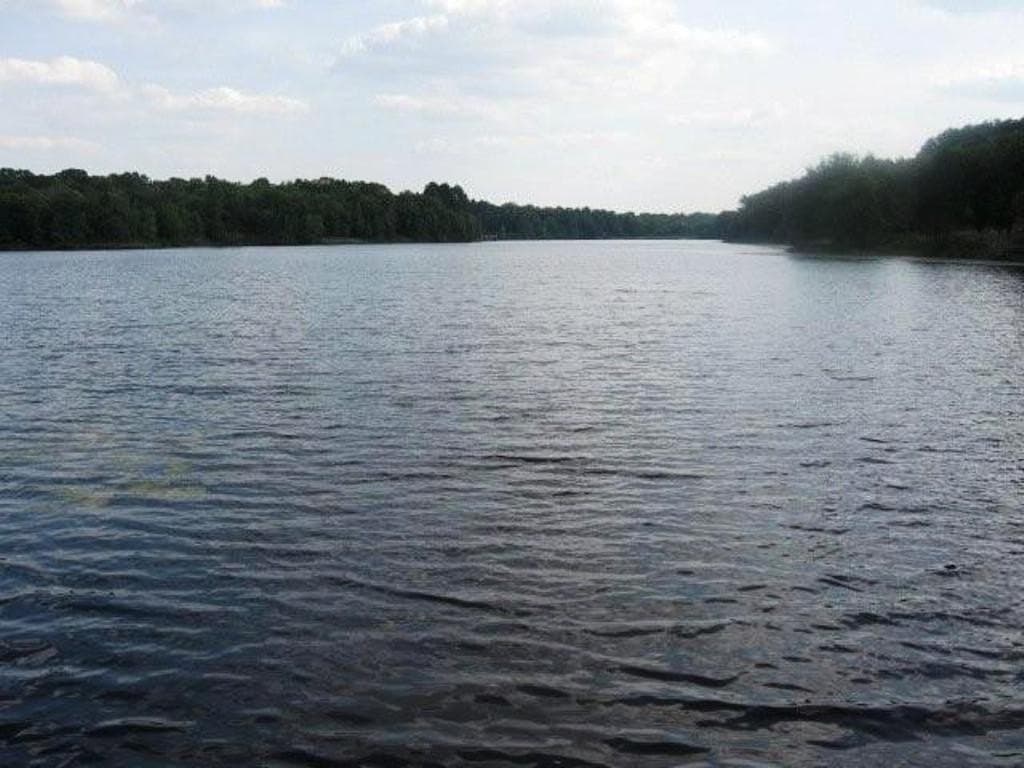 1.01 acres in Henderson County