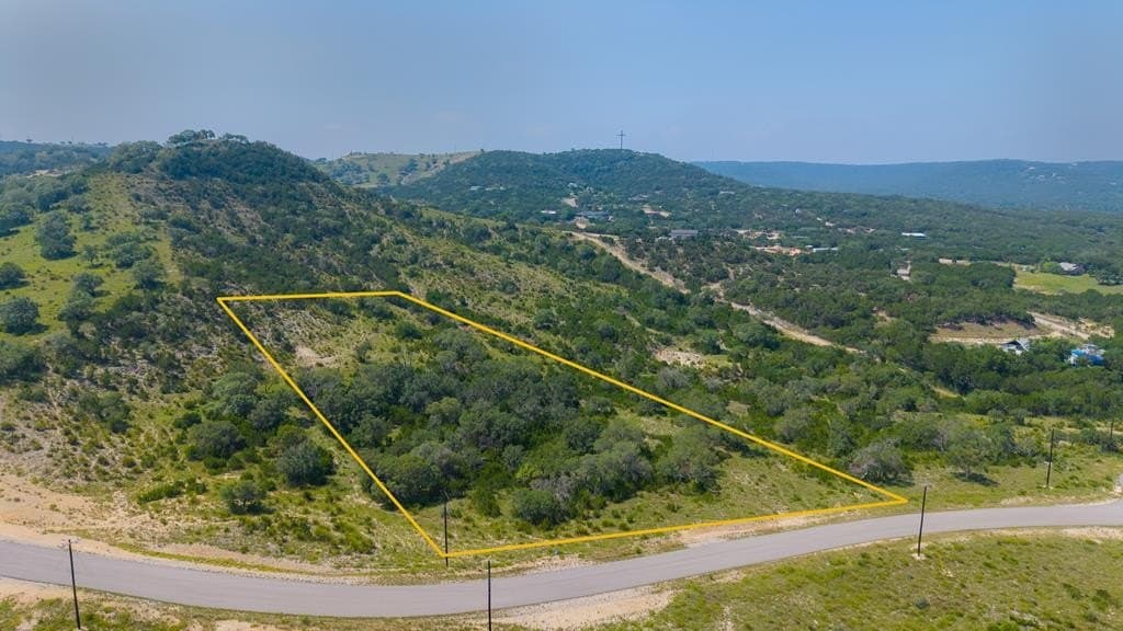5 acres in Bandera County