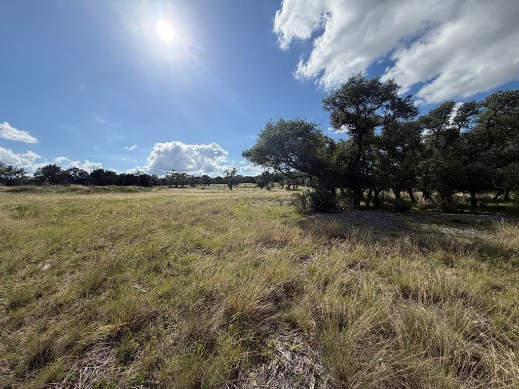 5.12 acres in Kerr County