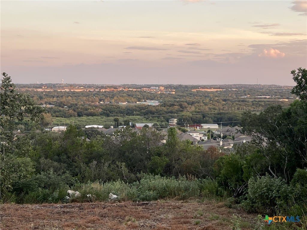 0.6 acres in Comal County