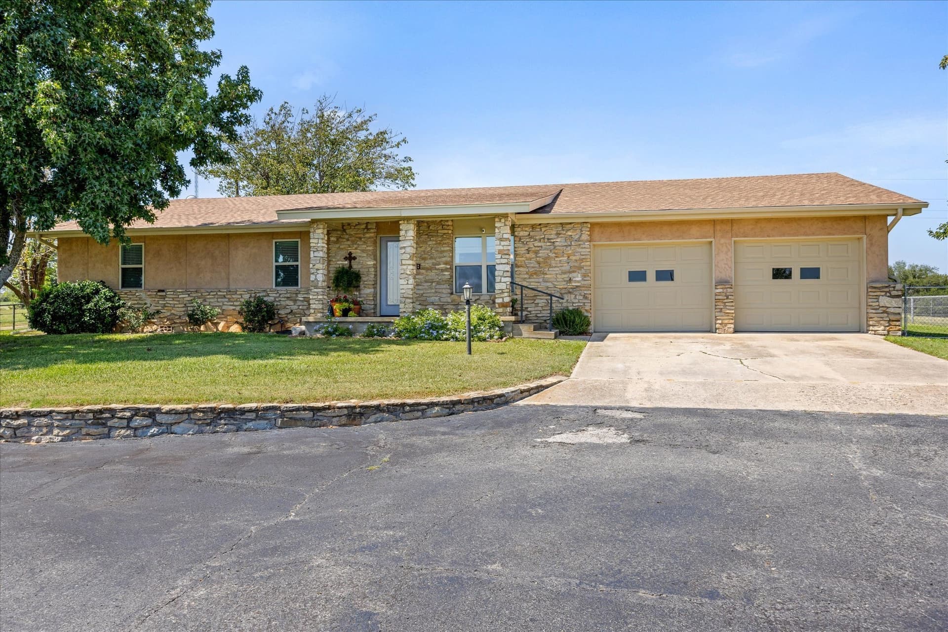 15 acres in Hamilton County