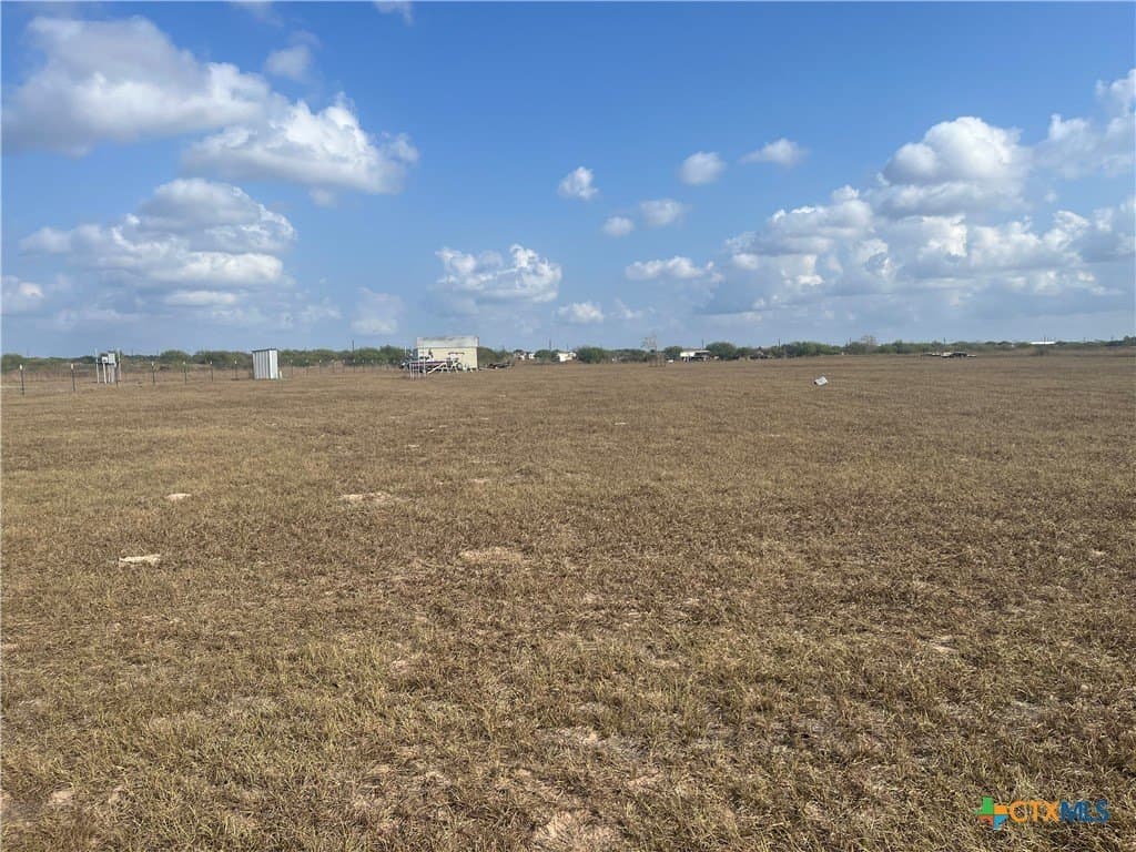 5.02 acres in Victoria County