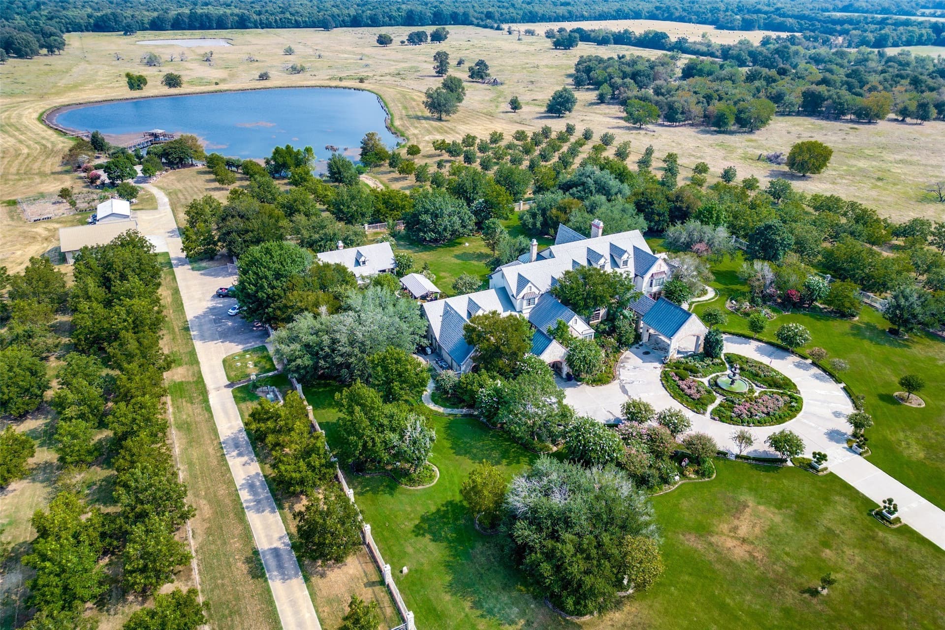 681 acres in Hopkins County