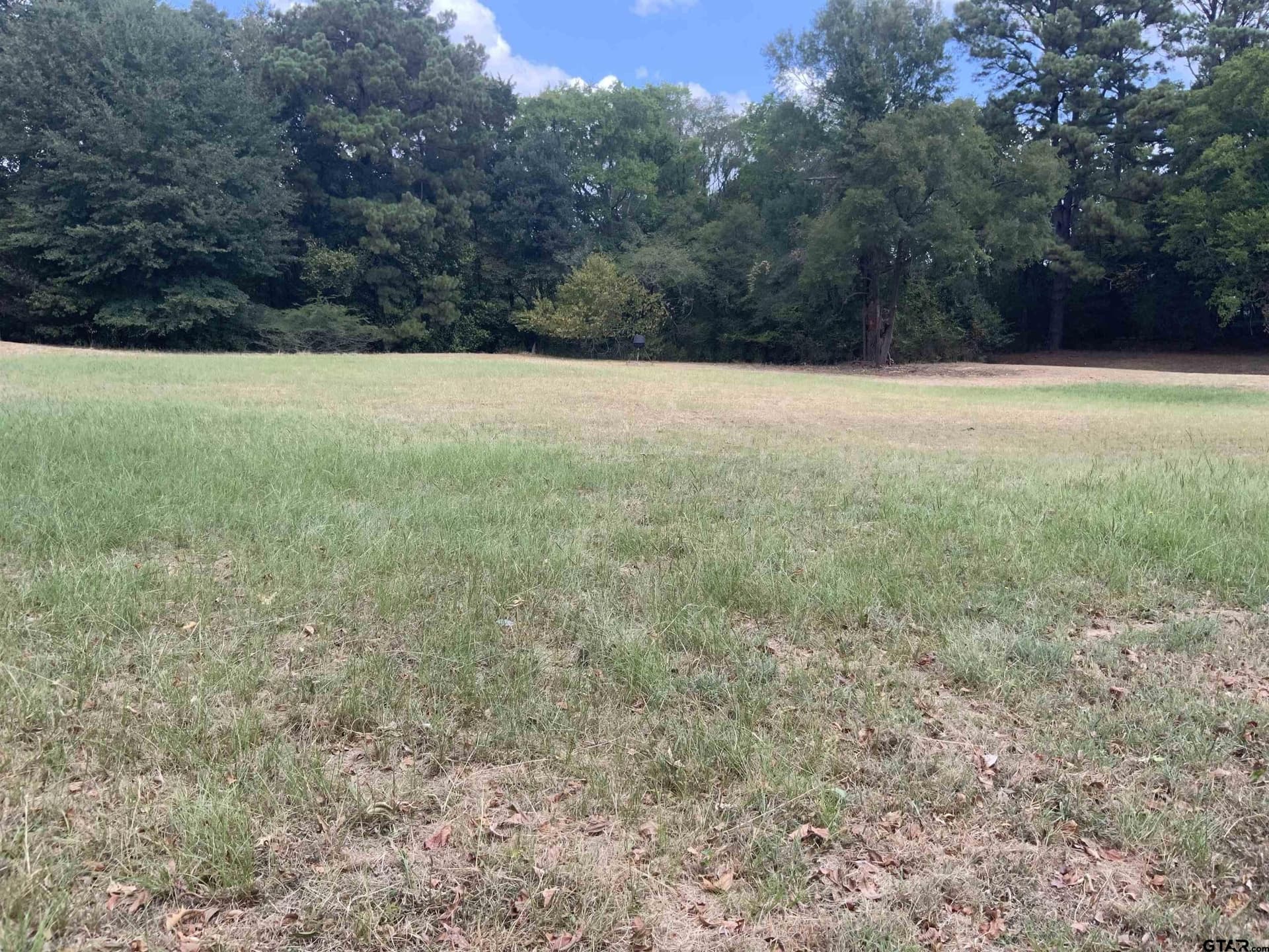 1.83 acres in Henderson County