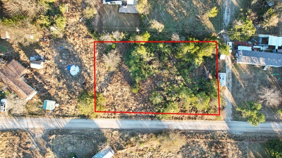 0.23 acres in Grayson County