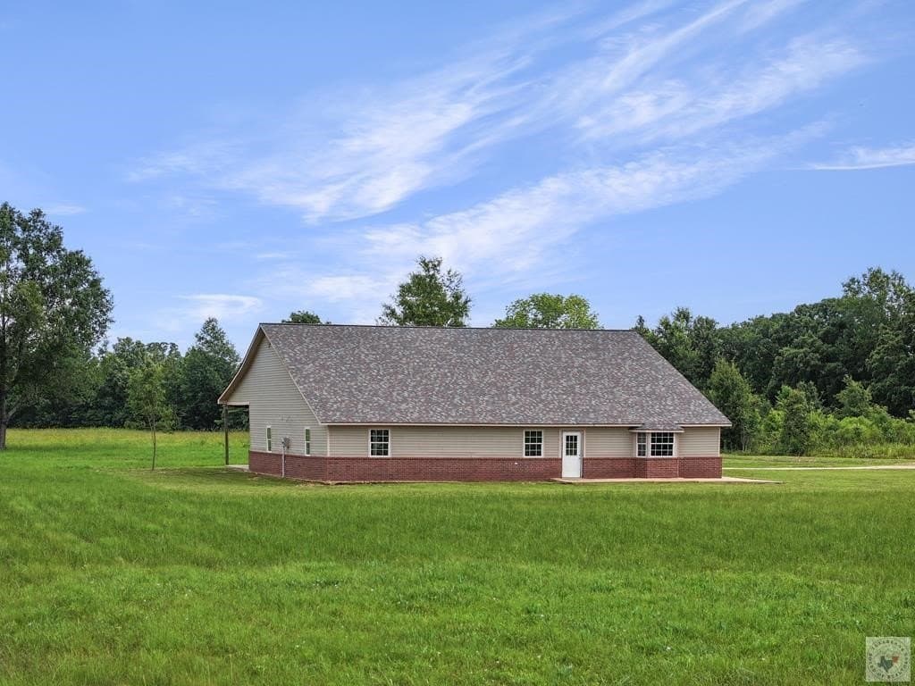 20 acres in Bowie County