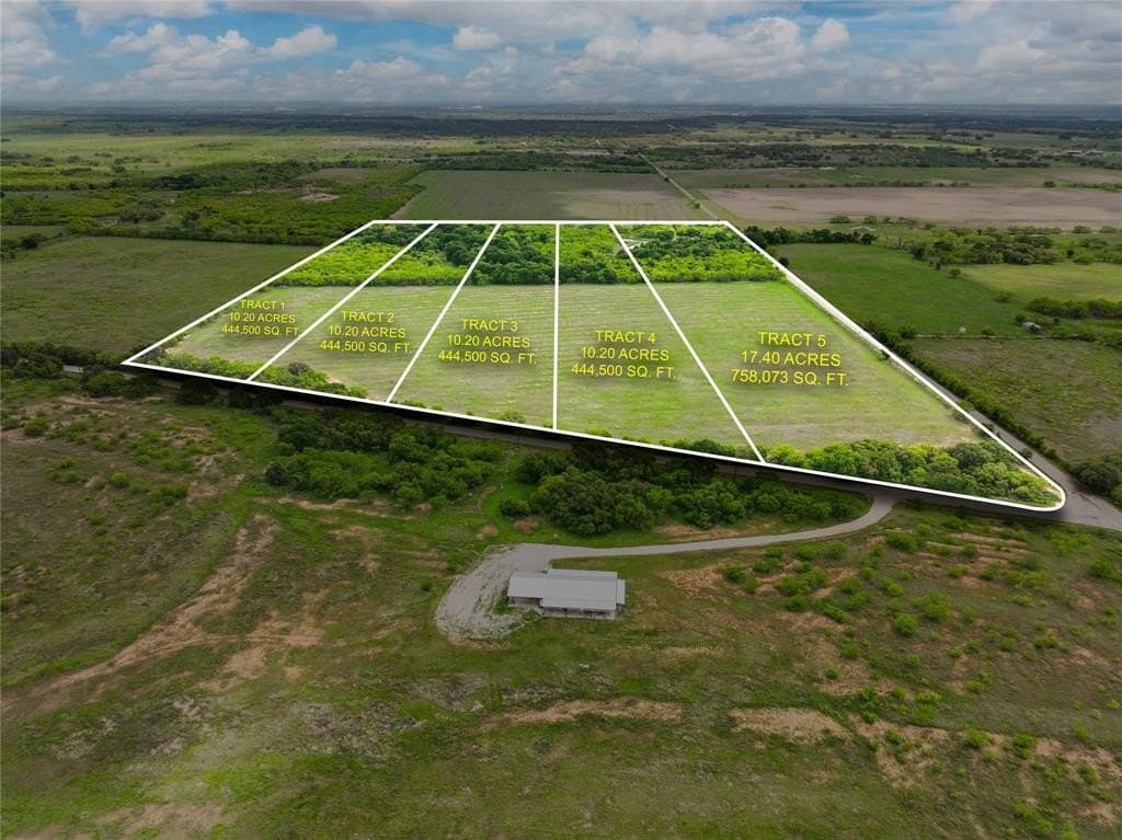 10.2 acres in Brown County