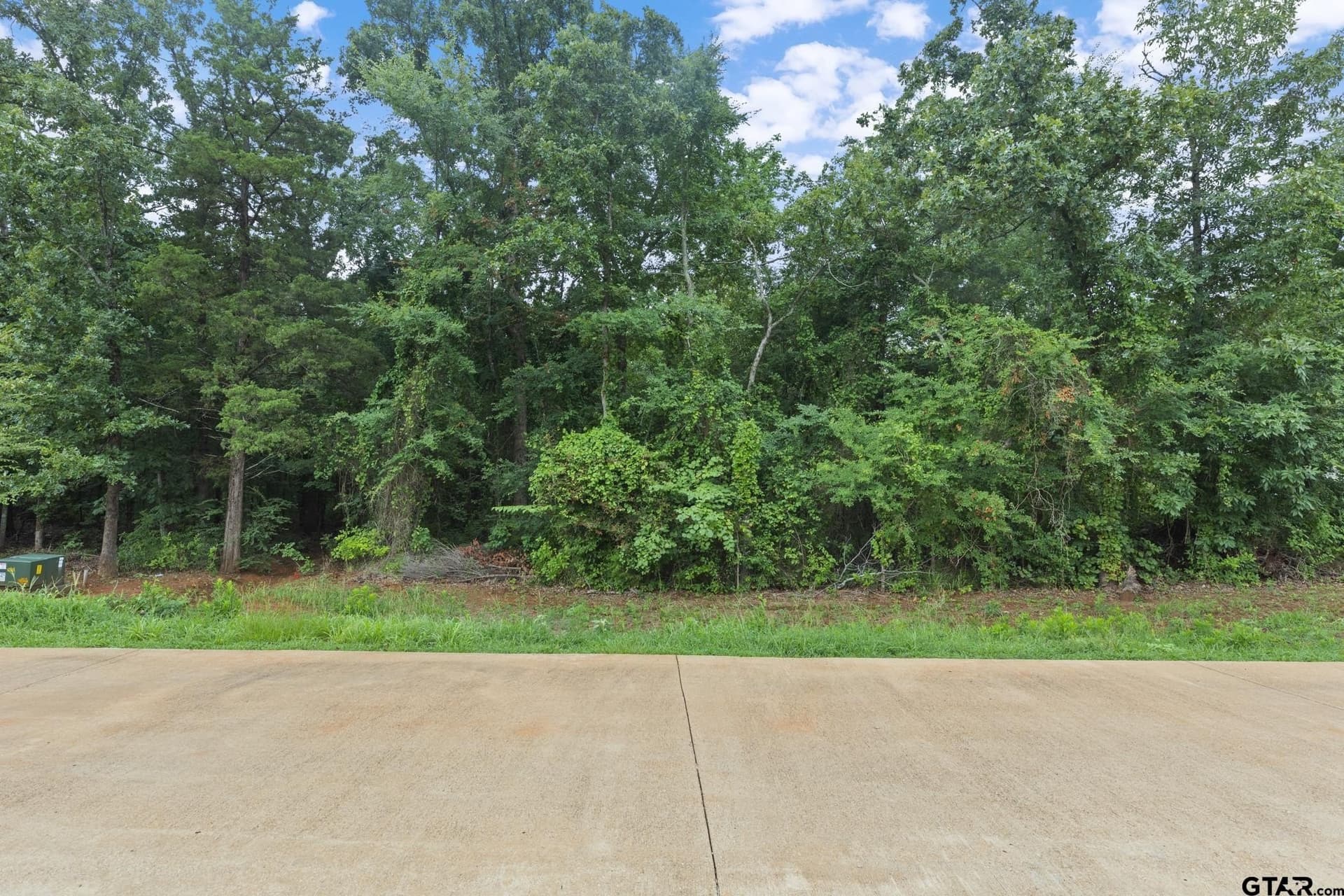 0.5 acres in Smith County
