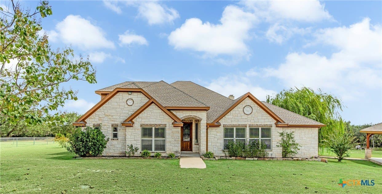 24.76 acres in Bell County