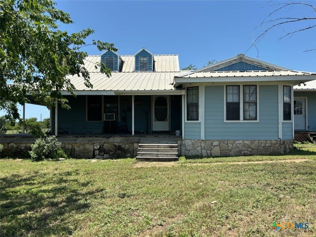 10.01 acres in Burnet County