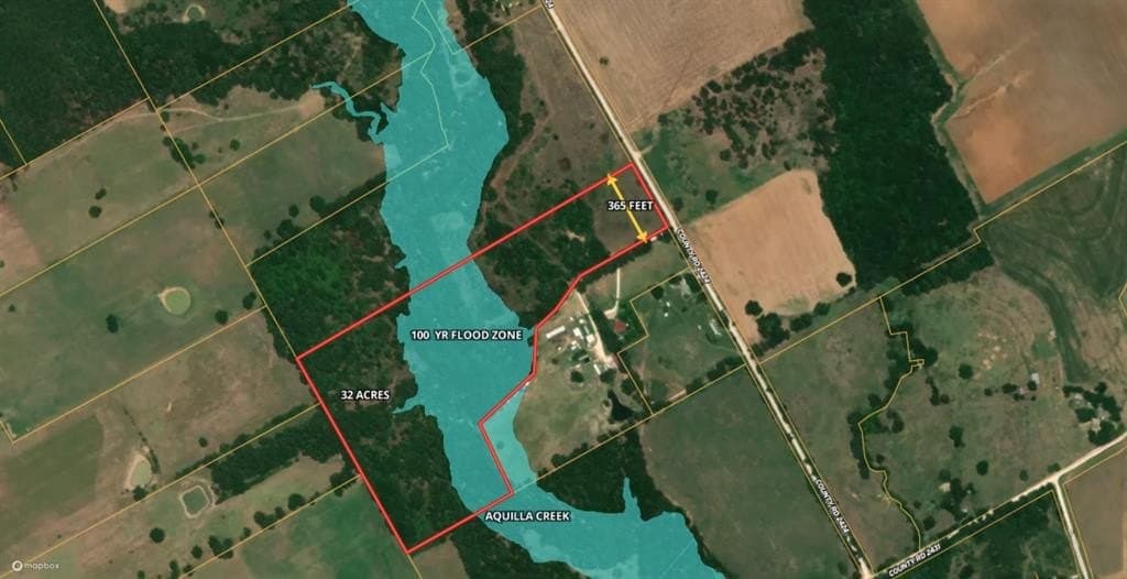 32 acres in Hill County