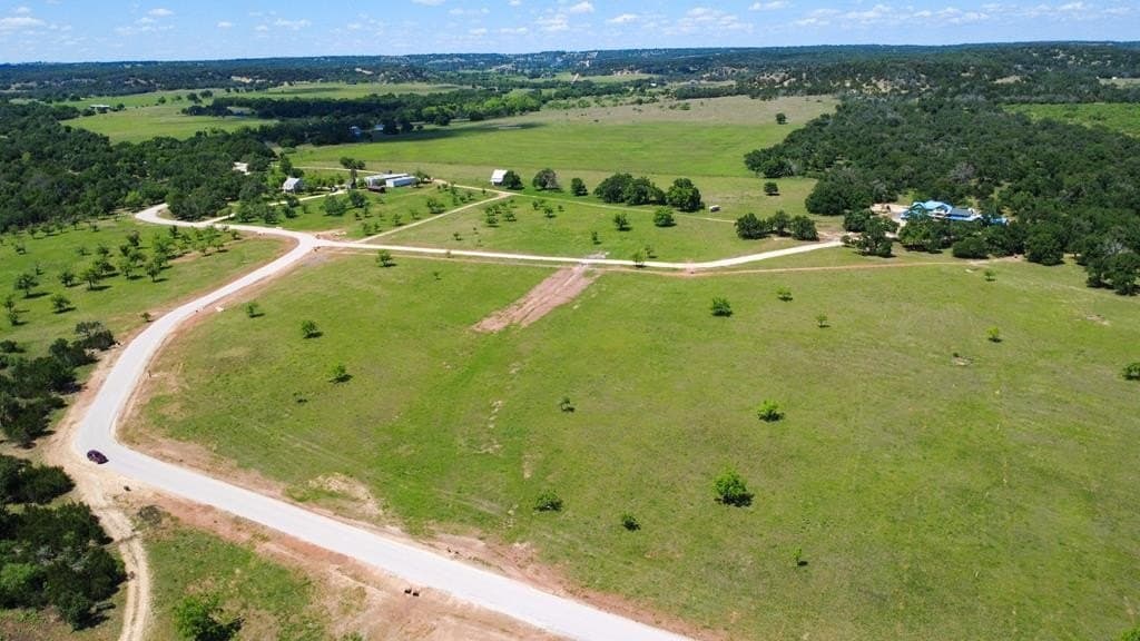 10.29 acres in Gillespie County