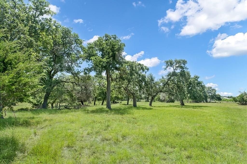 5.29 acres in Kerr County