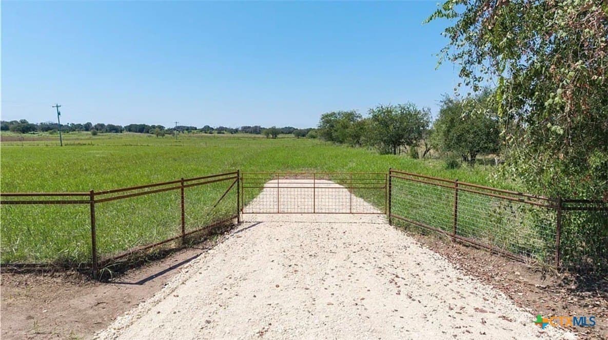 5 acres in Coryell County