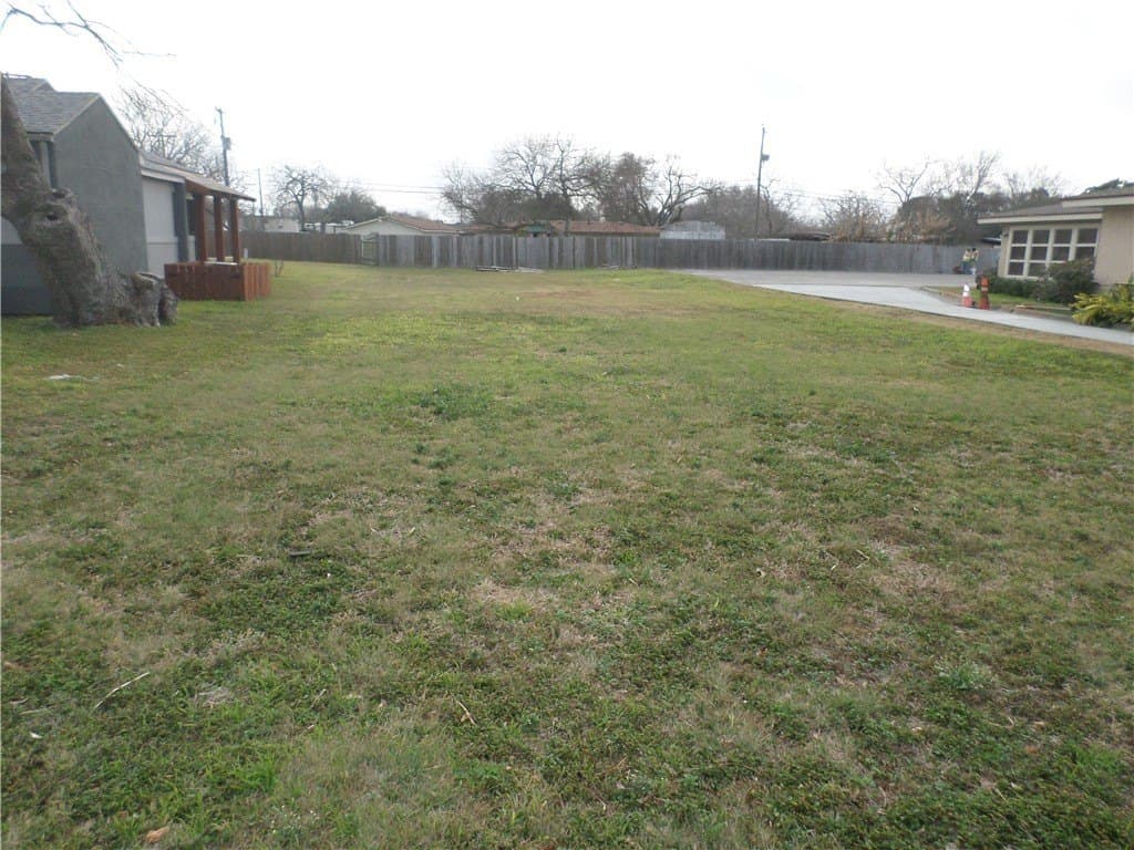 0.19 acres in Nueces County