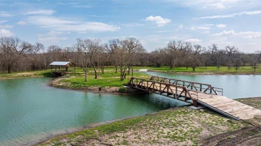 52.3 acres in Parker County