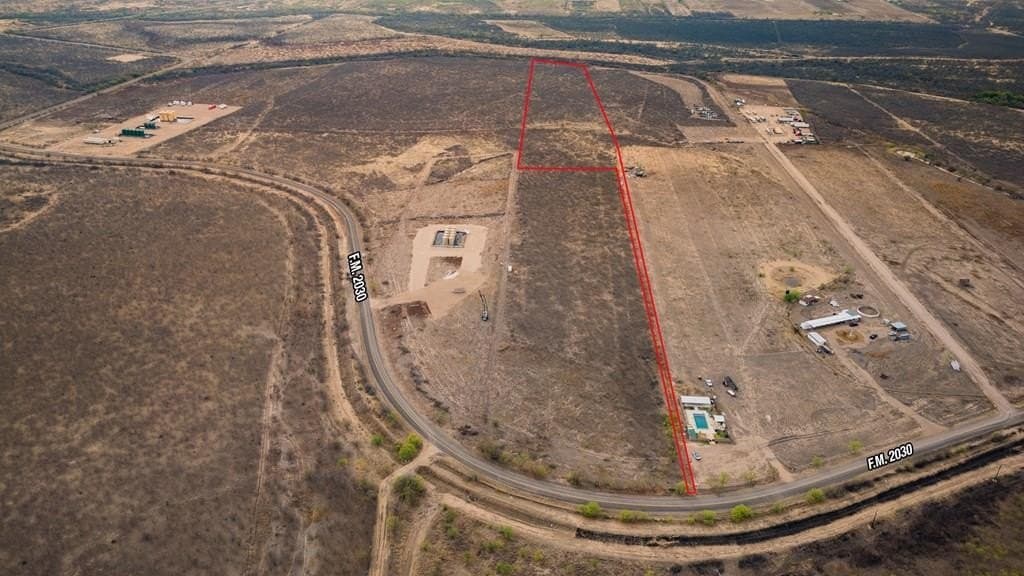 11.42 acres in Maverick County